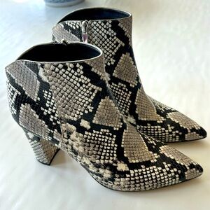 Marc Fisher Unno snake heel bootie size 9.5M